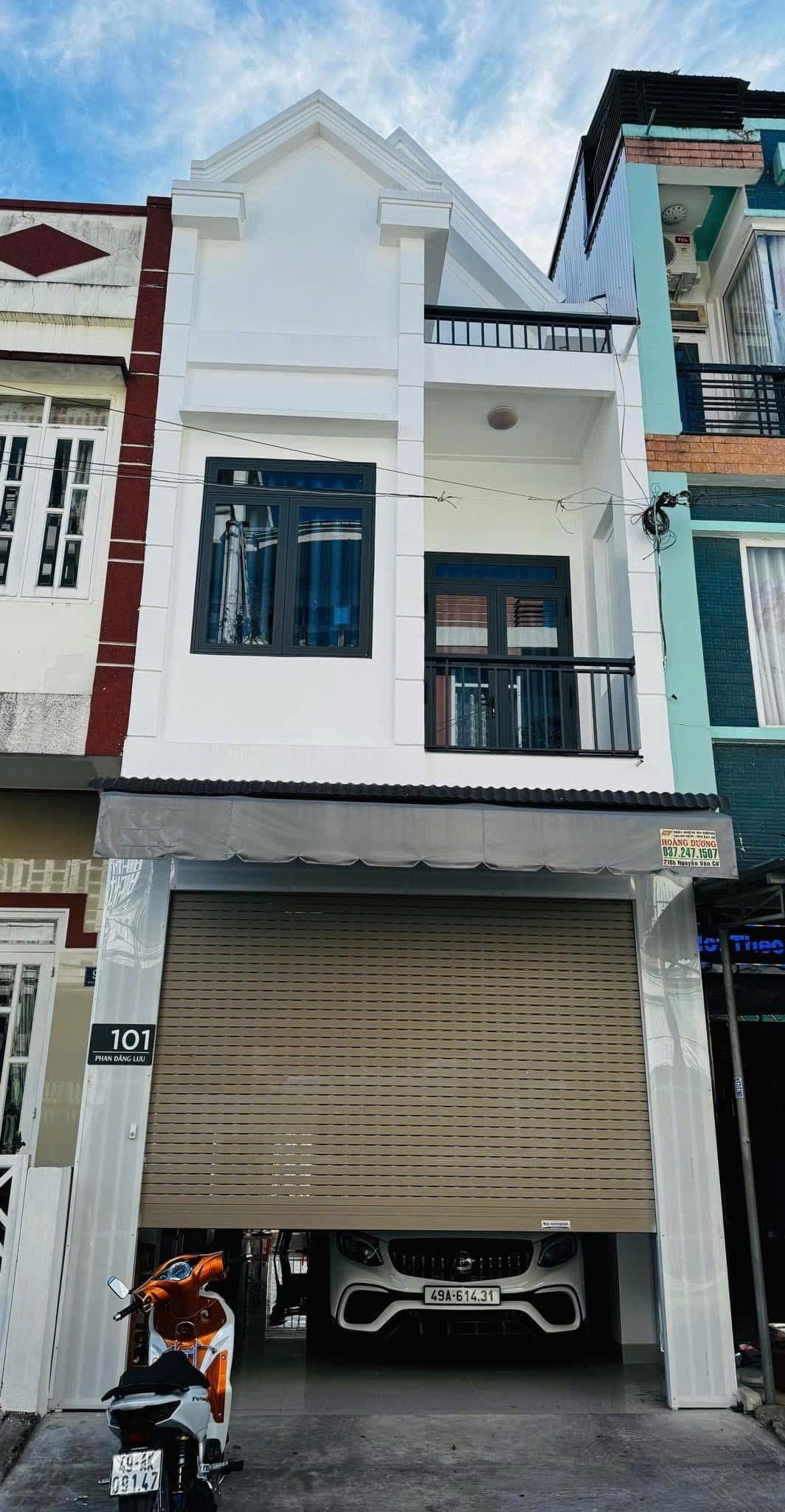 Nhà Mặt Tiền trung tâm Phường 1